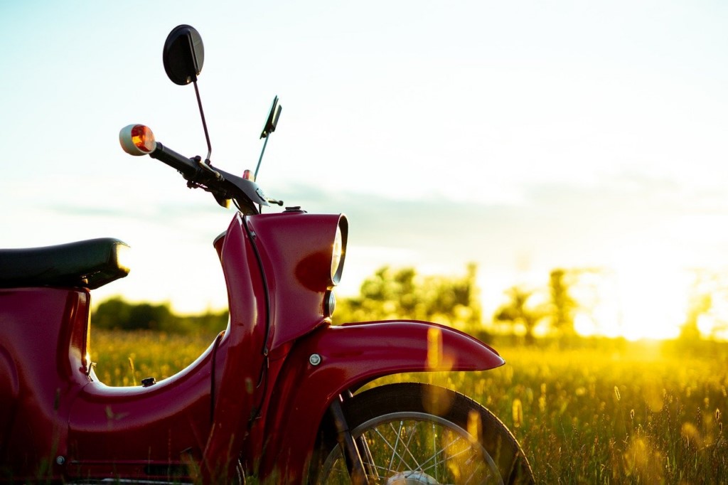 service de remorquage scooter Entreprise remorquage moto Nîmes